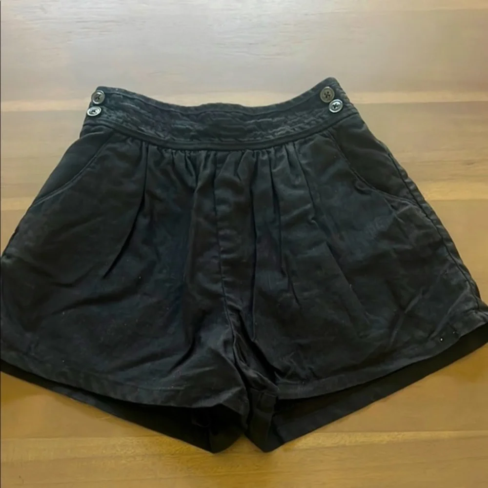 Janie and Jack Black Linen Blend Shorts size 7
